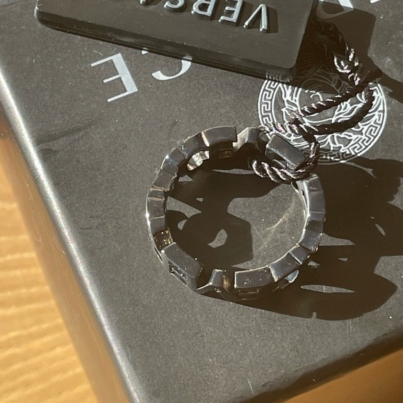 Versace Logo Gunmetal Silver Ring - Picture 8 of 13